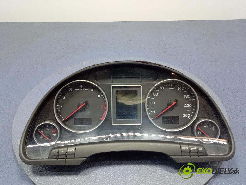 Audi A4 2000 prístrojovka/ budíky 8E0920900F