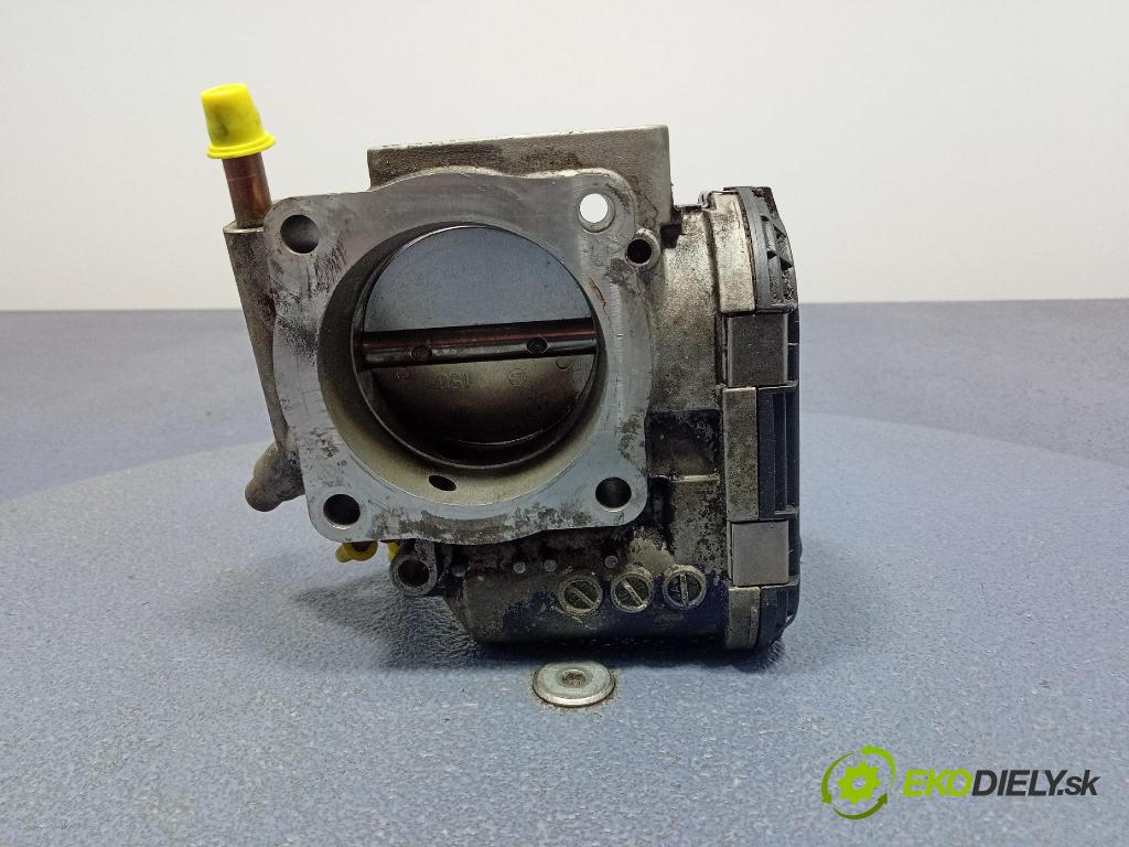 Audi A6 2004 klapka 06B133062H