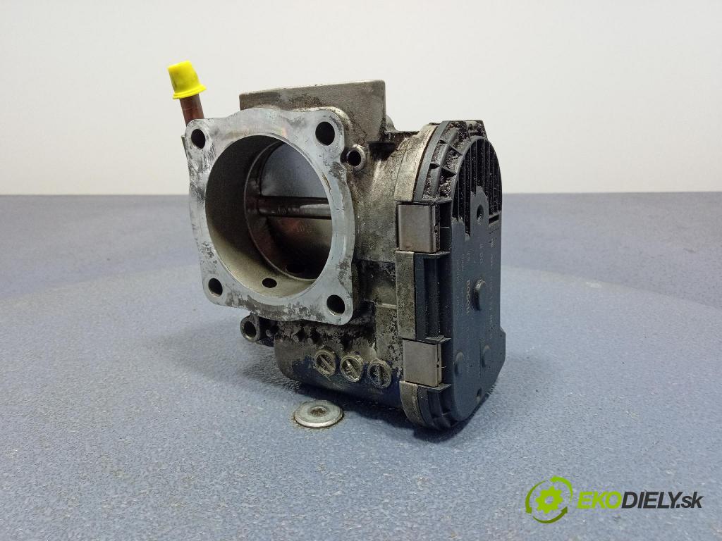 Audi A6 2004 klapka 06B133062H