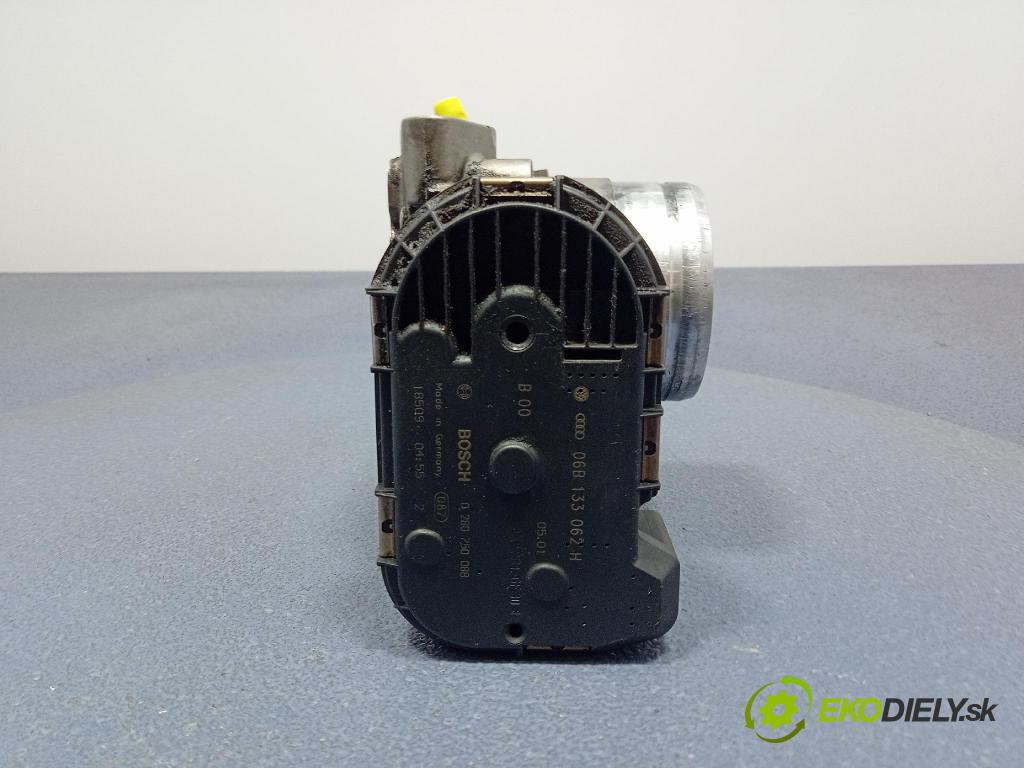 Audi A6 2004 klapka 06B133062H
