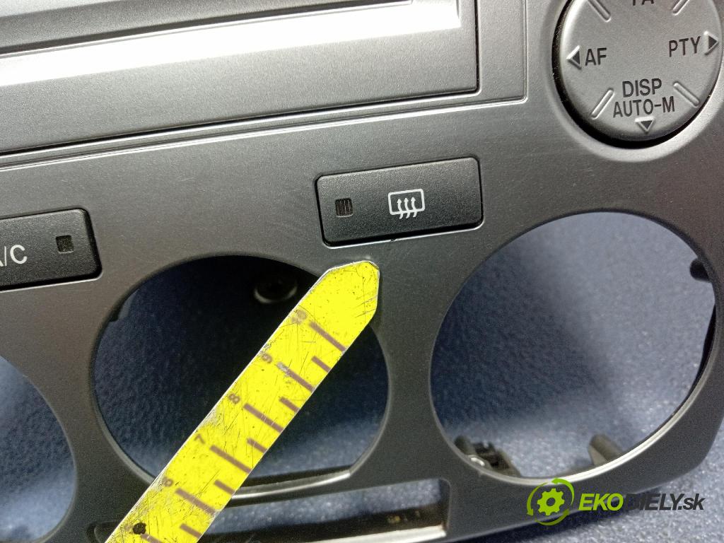 Mazda 2 2006 Radio I Navigácia: DG4366DSX