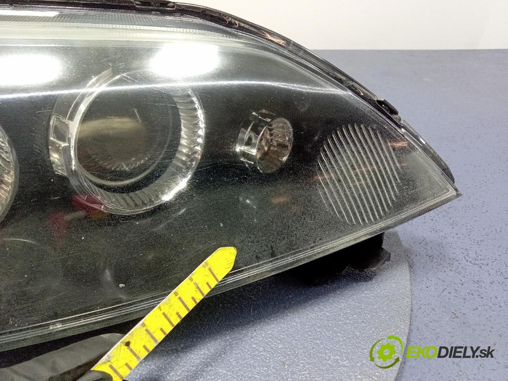 Mazda 2 2006 Reflektor: v pravo: P5444R