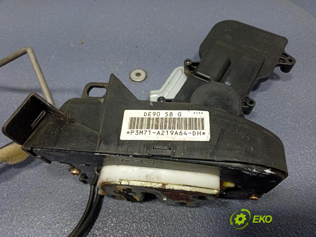 Mazda 2 2006 zámok dvere Predné v pravo: 3M71-A219A64-DH