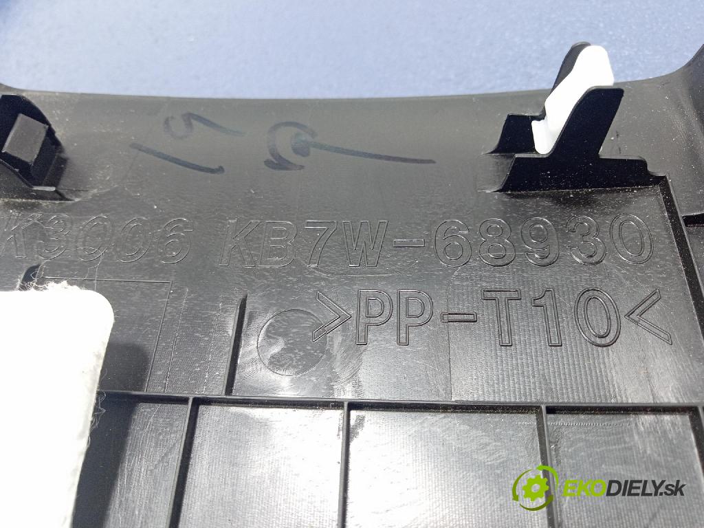 Mazda Cx-5 2021 kryt Plast: Interiéry: KB7W68930
