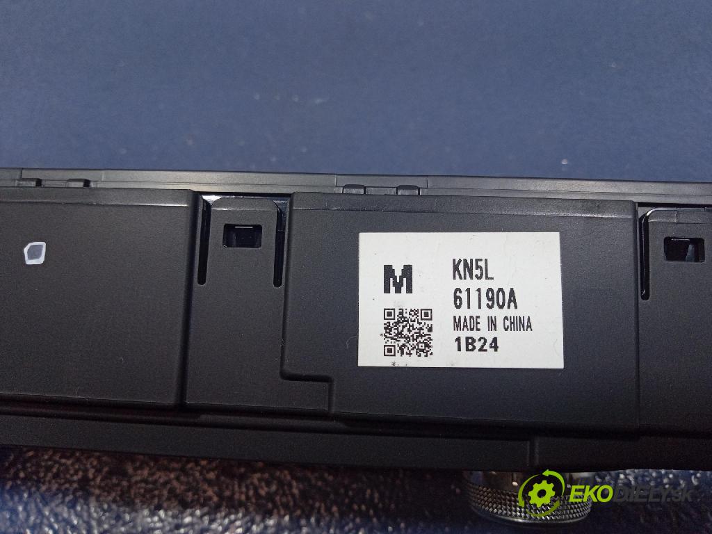 Mazda Cx-5 2021 prepínač Klimatizácia: Prúd vzduchu: KN5L61190A