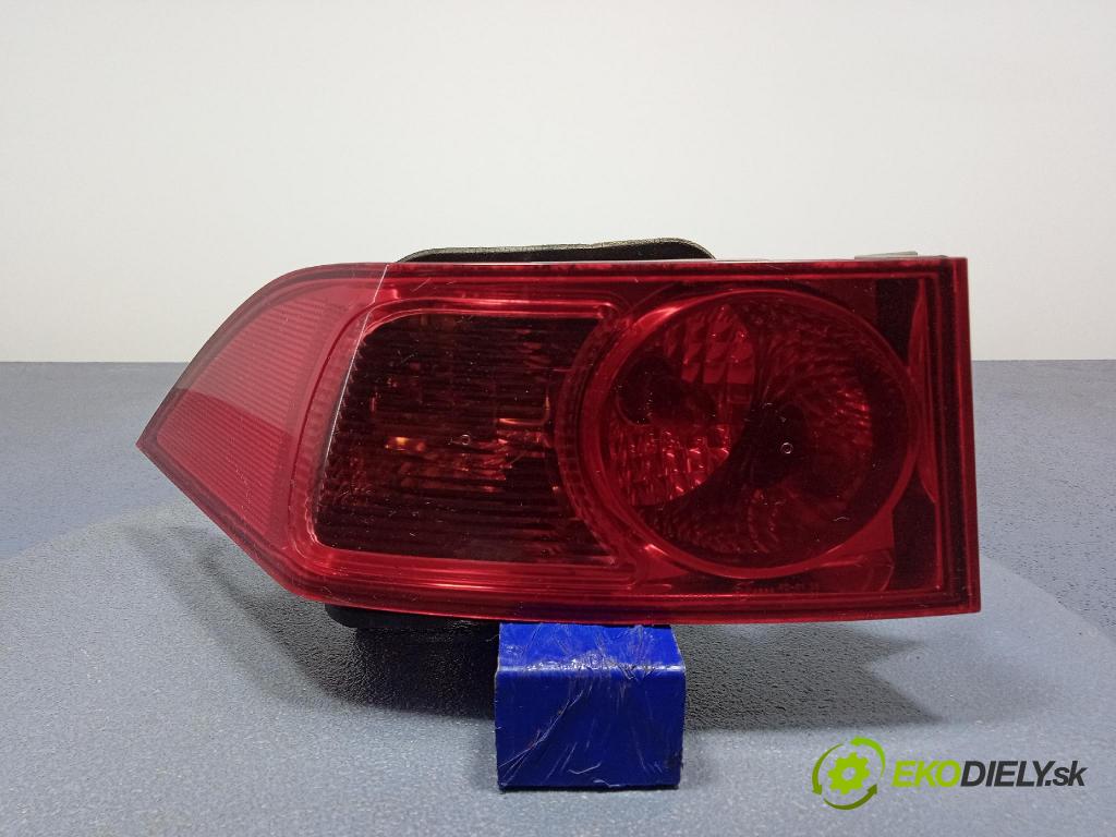 Honda Accord 2005 svetlo / reflektor zad ľavá Vonkajsia: P3212L