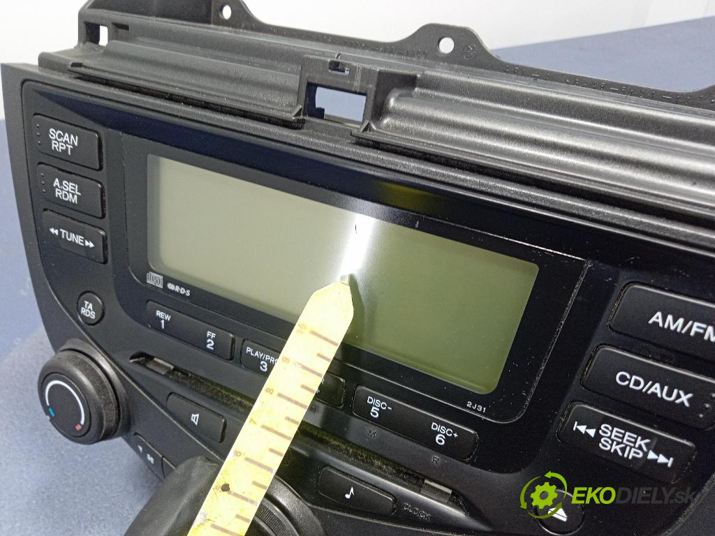 Honda Accord 2005 Radio I Navigácia: 39050-SEF-G120-M
