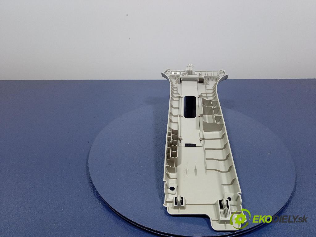 Mazda Cx-5 2021 kryt Plast: Interiéry: KB7W68190