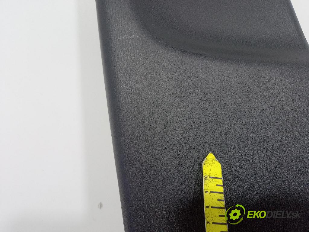 Mazda Cx-5 2021 kryt Plast: Interiéry: KB7W68230