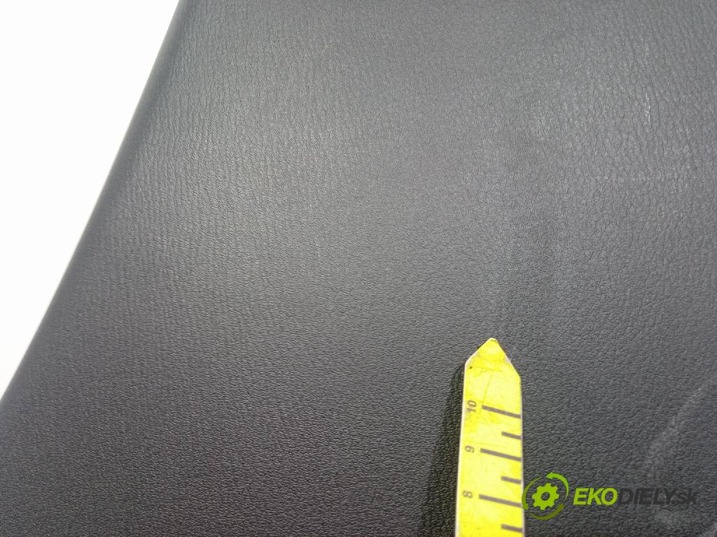 Mazda Cx-5 2021 kryt Plast: Interiéry: KB7W68220