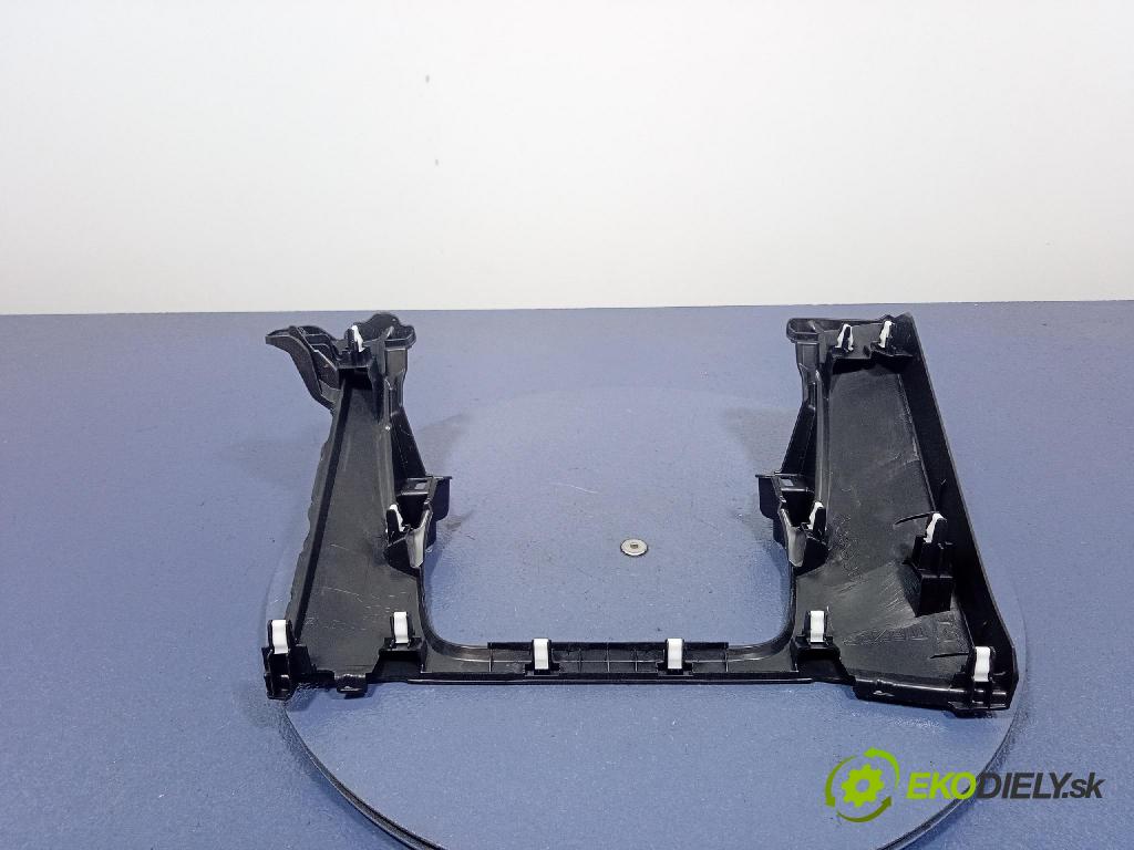 Mazda Cx-5 2021 kryt Plast: Interiéry: KB7W64271