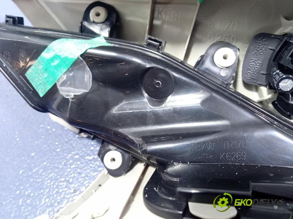 Mazda Cx-5 2021 kryt Plast: Interiéry: KB8E68170