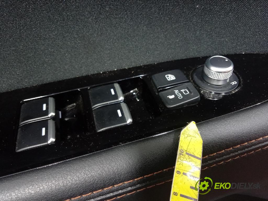 Mazda Cx-5 2021 Čalounictví: dvere Predné ľavá KB8C6846X