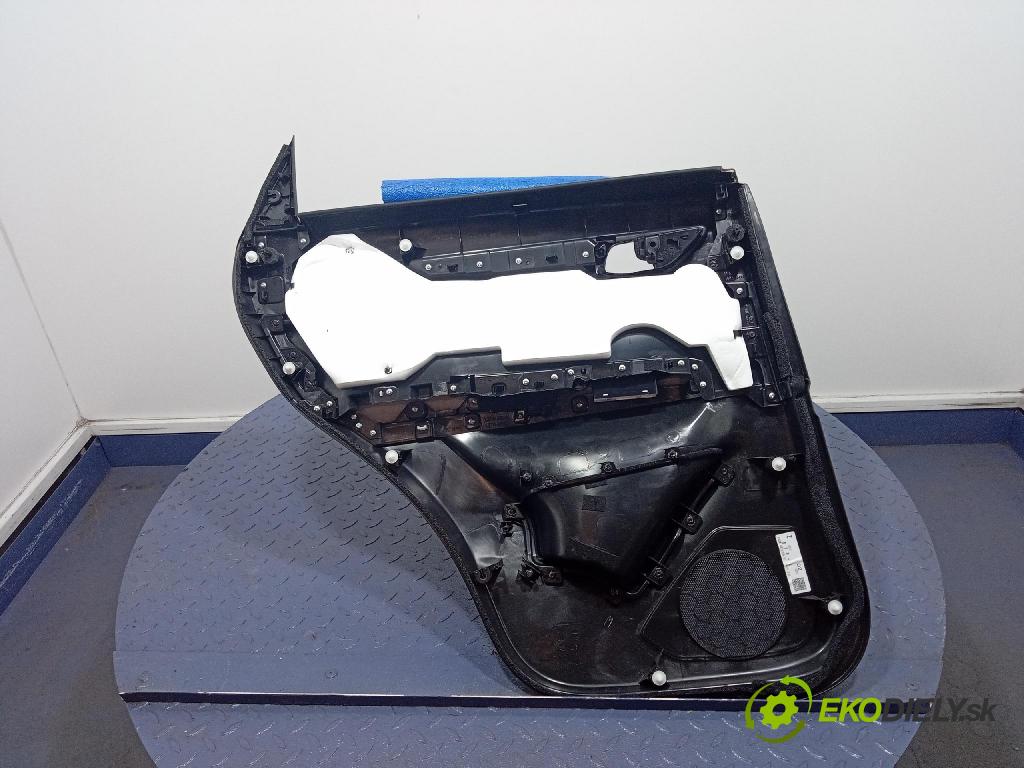 Mazda Cx-5 2021 Čalounictví: dvere zad Prava: KB8C6853X
