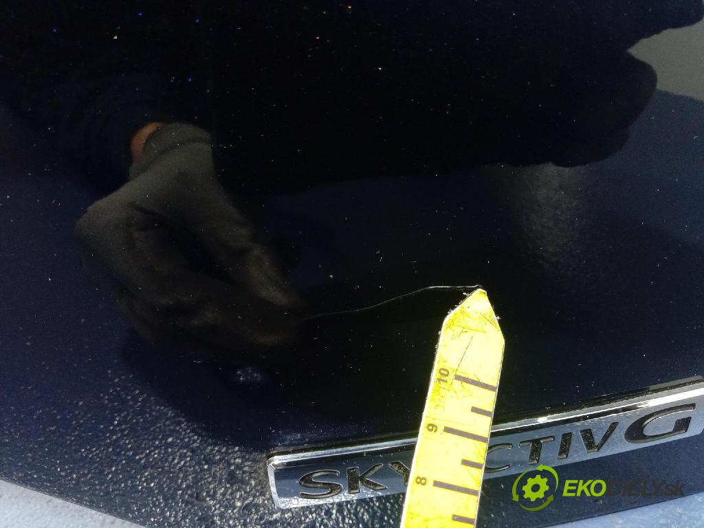 Mazda Cx-5 2021 zaslepka: zad KB7W50851