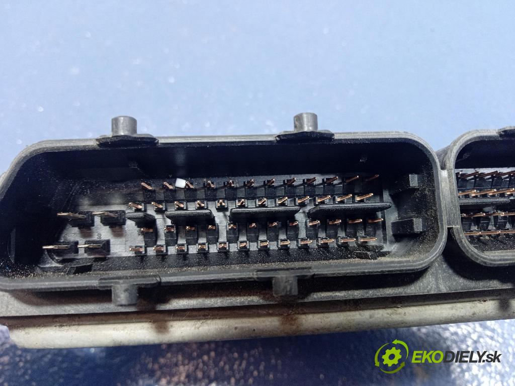 Fiat Panda van 2003 riadiaca jednotka Motor: 51793116