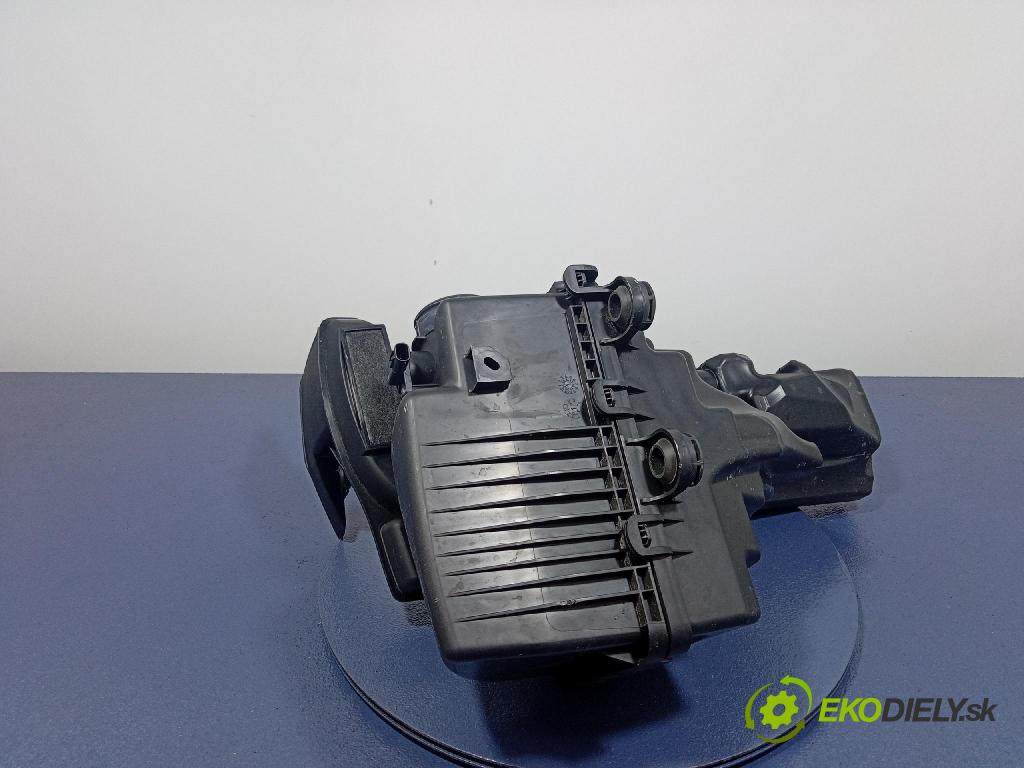 Mazda Cx-5 2021 obal Filtre: Vzduch: PE01-133AX
