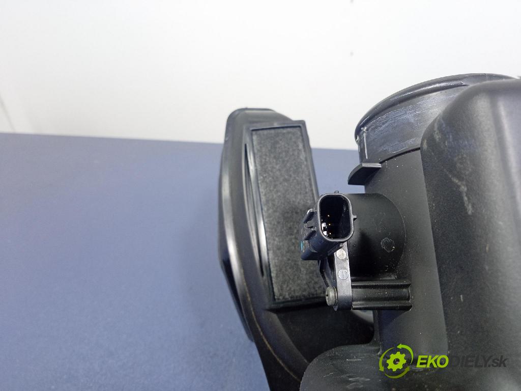 Mazda Cx-5 2021 obal Filtre: Vzduch: PE01-133AX
