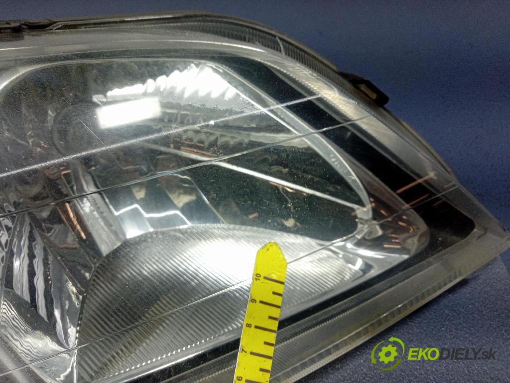 Dacia Logan 2006 Reflektor: v pravo: 8200211006