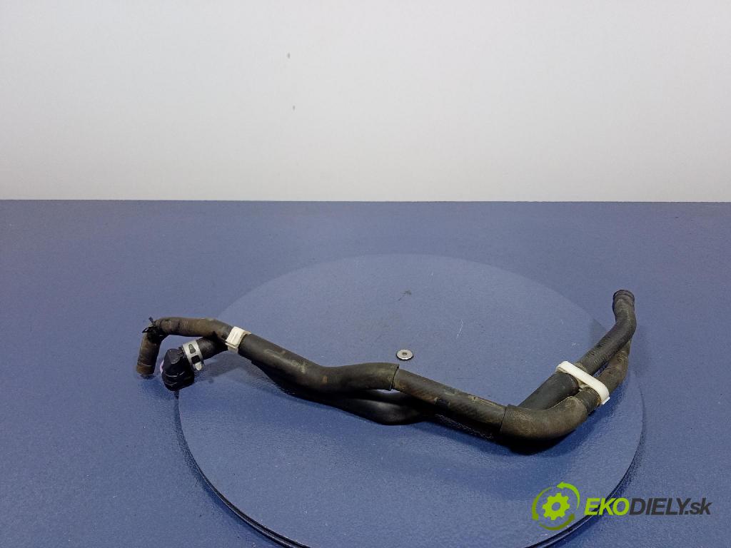 Mazda Cx-5 2021 rúrka Chladič: 