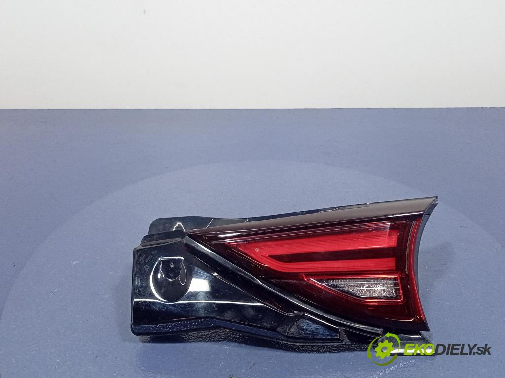 Mazda Cx-5 2021 svetlo / reflektor zad Prava: Vnútri: KB8A513F0