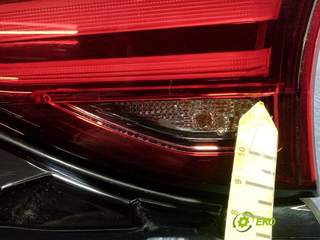 Mazda Cx-5 2021 svetlo / reflektor zad Prava: Vnútri: KB8A513F0