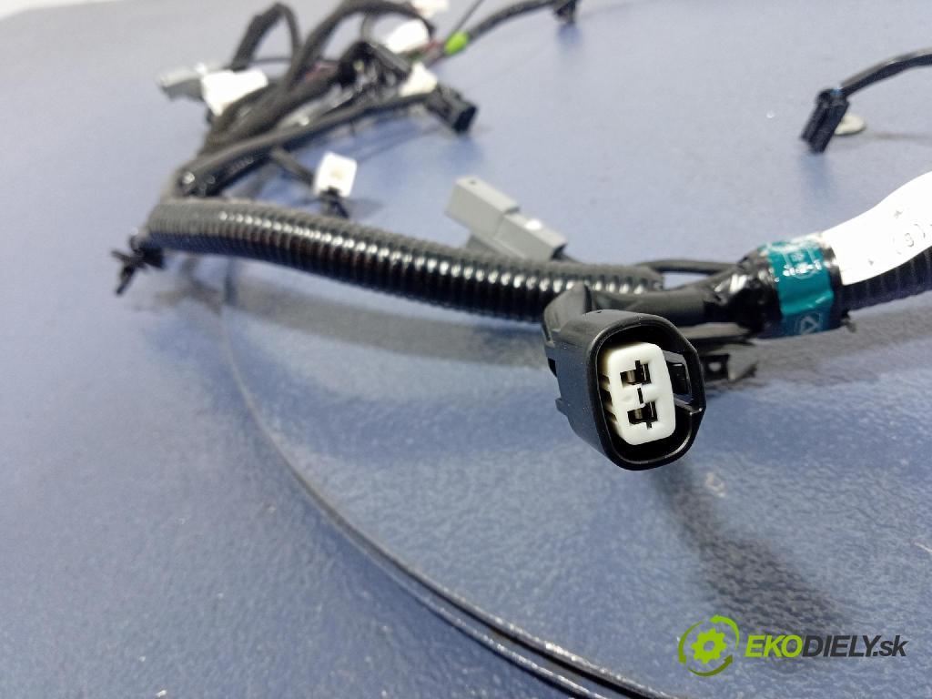 Mazda Cx-5 2021 inštalácia Elektrický: KC9J-67-060A