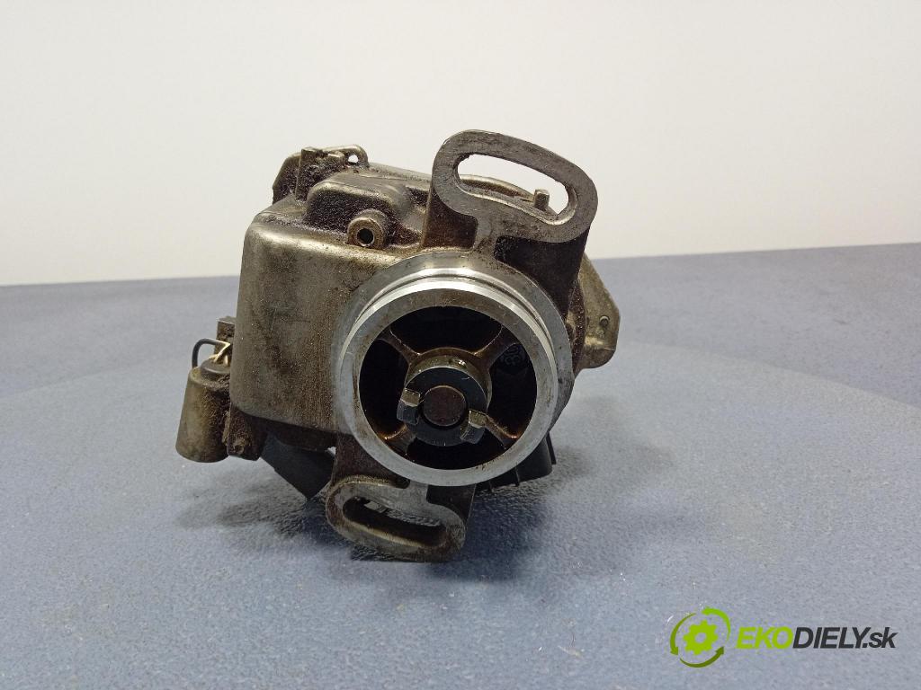 Nissan Primera 1999 rozdeľovač Zapaľovanie: 22100-82J03