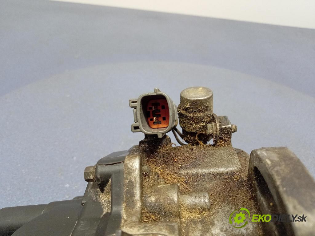 Nissan Primera 1999 rozdeľovač Zapaľovanie: 22100-82J03