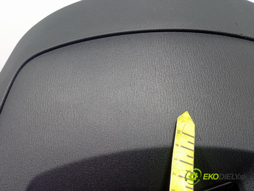 Mazda Cx-5 2021 kokpit,pristrojová doska KB7W60381