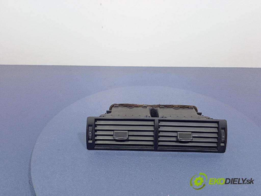 Audi A4 2000 GRIDS: Prúd vzduchu: Vzduch: 8E0820951E