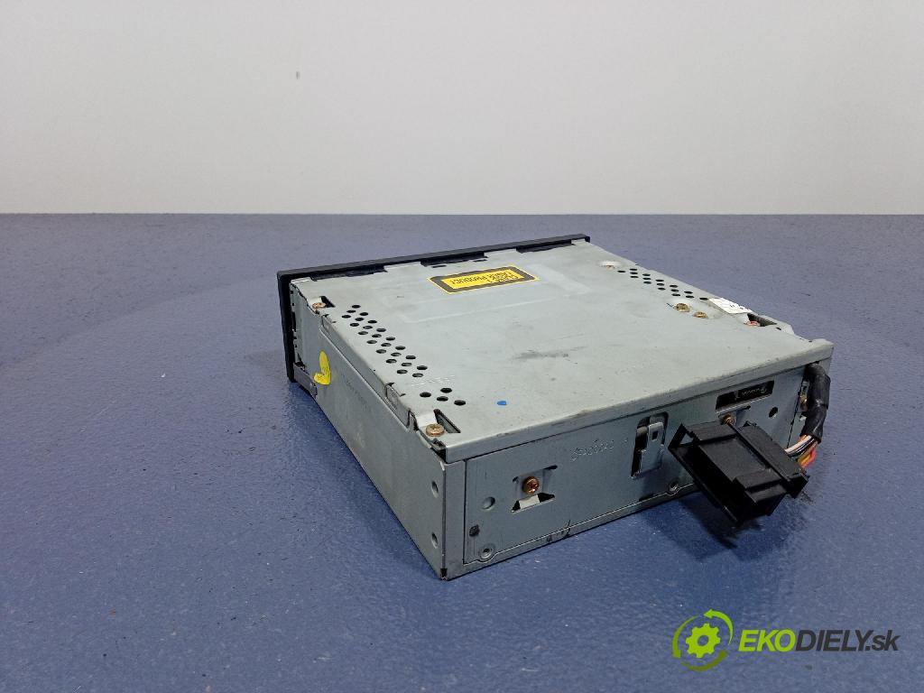 Audi A4 2000 Menič: CFA00039