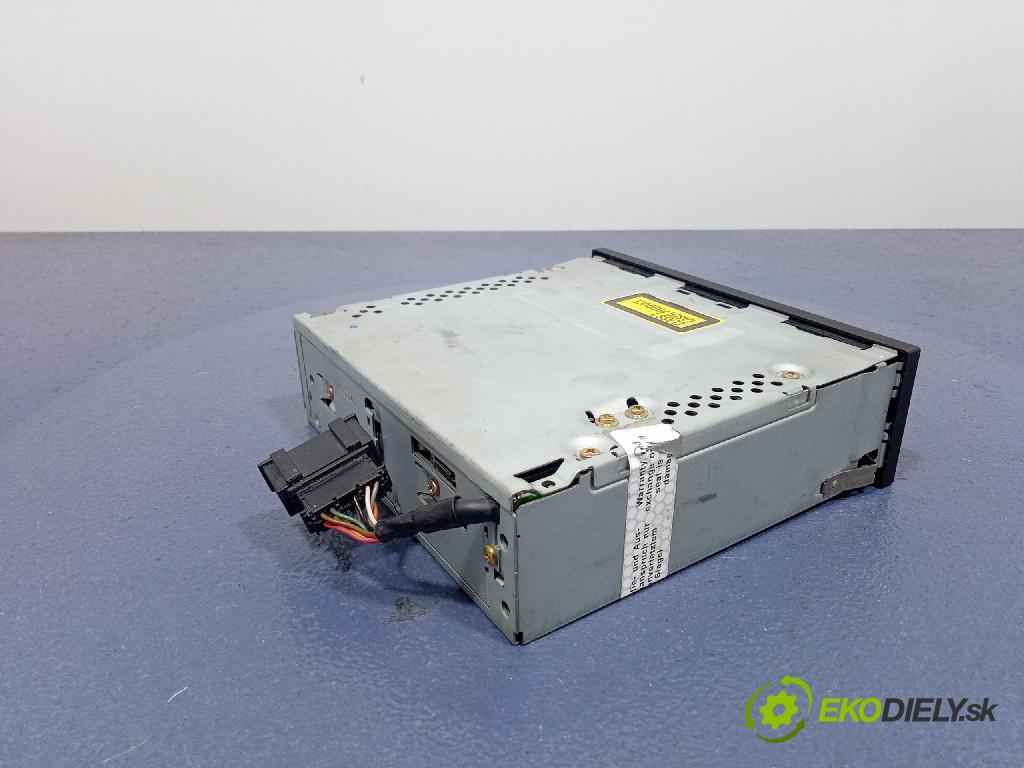 Audi A4 2000 Menič: CFA00039