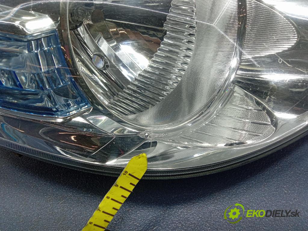 Honda City 2007 Reflektor: v pravo: P5658