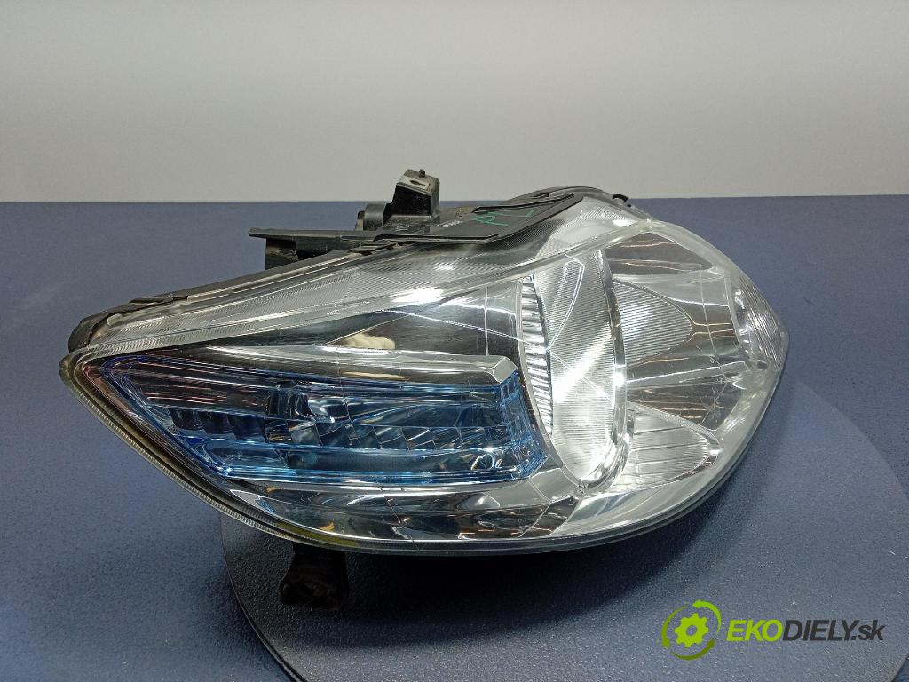 Honda City 2007 Reflektor: v pravo: P5658