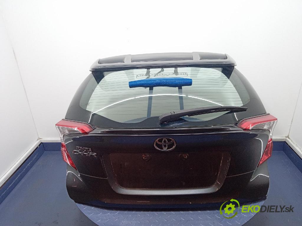 Toyota C-hr 2017 zadna dveře kufra: kufra: