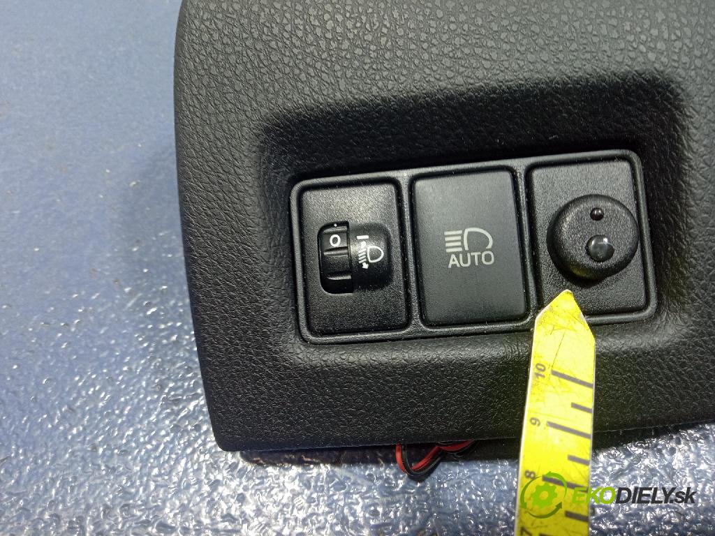 Toyota C-hr 2017 prepínač svetiel 55404-F4010