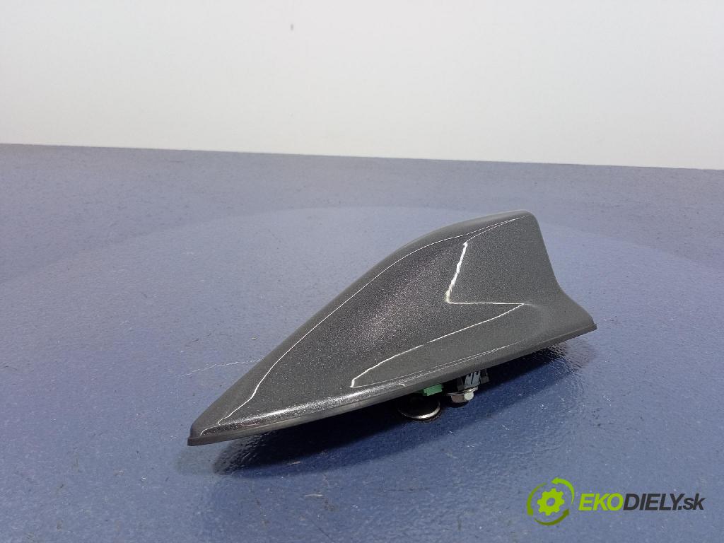 Toyota C-hr 2017 Antena