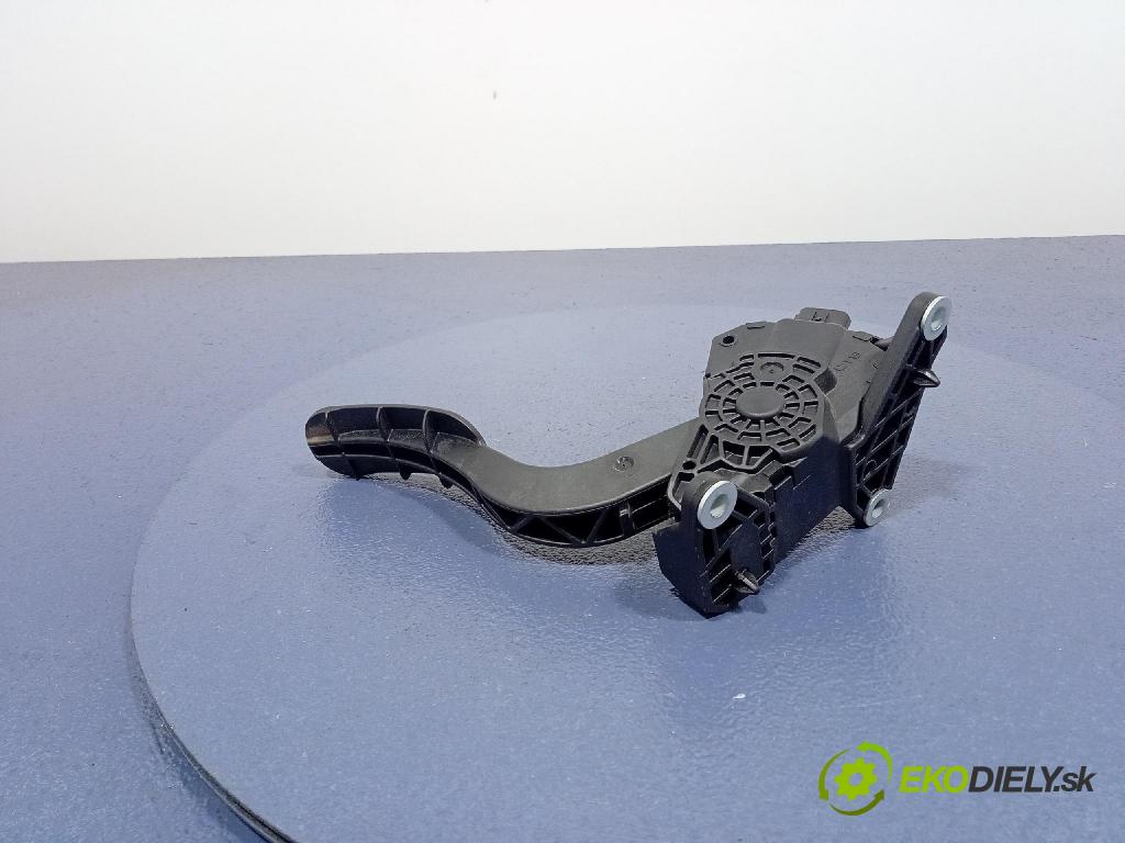 Toyota C-hr 2017 pedal Plyn: 78110F4020
