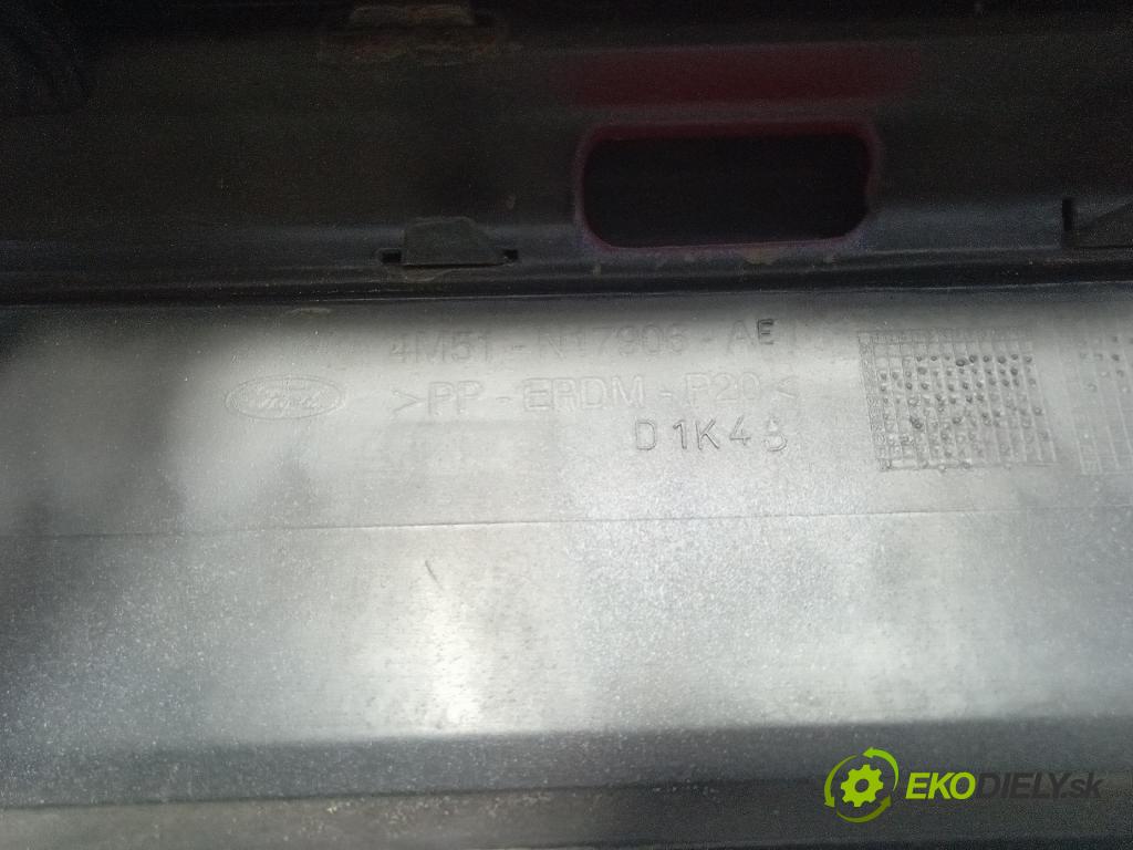 Ford Focus 2005 nárazník zad 4M51-N17906-AE