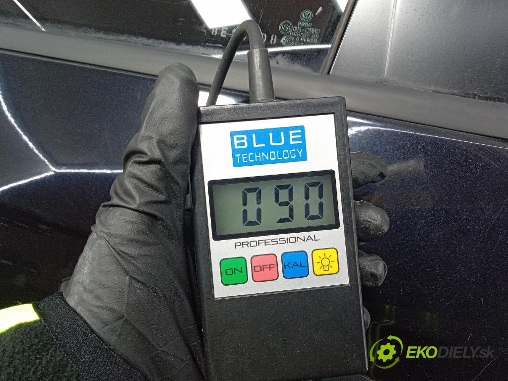 Vw Passat 2007 dvere zad Vľavo: