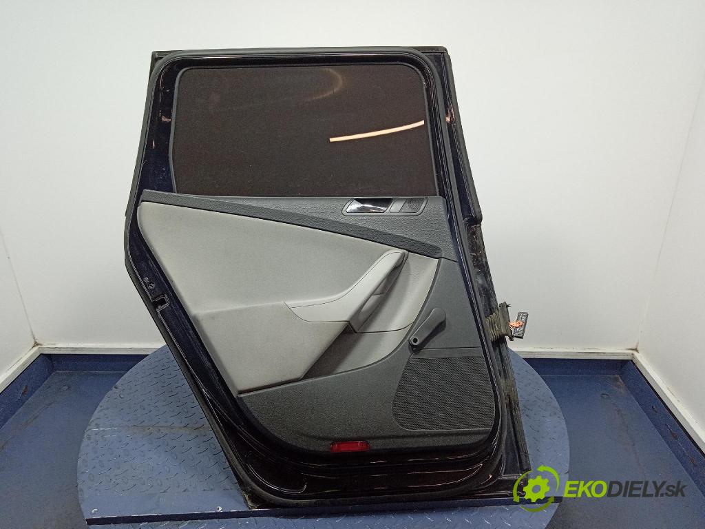 Vw Passat 2007 dvere zad Vľavo: 