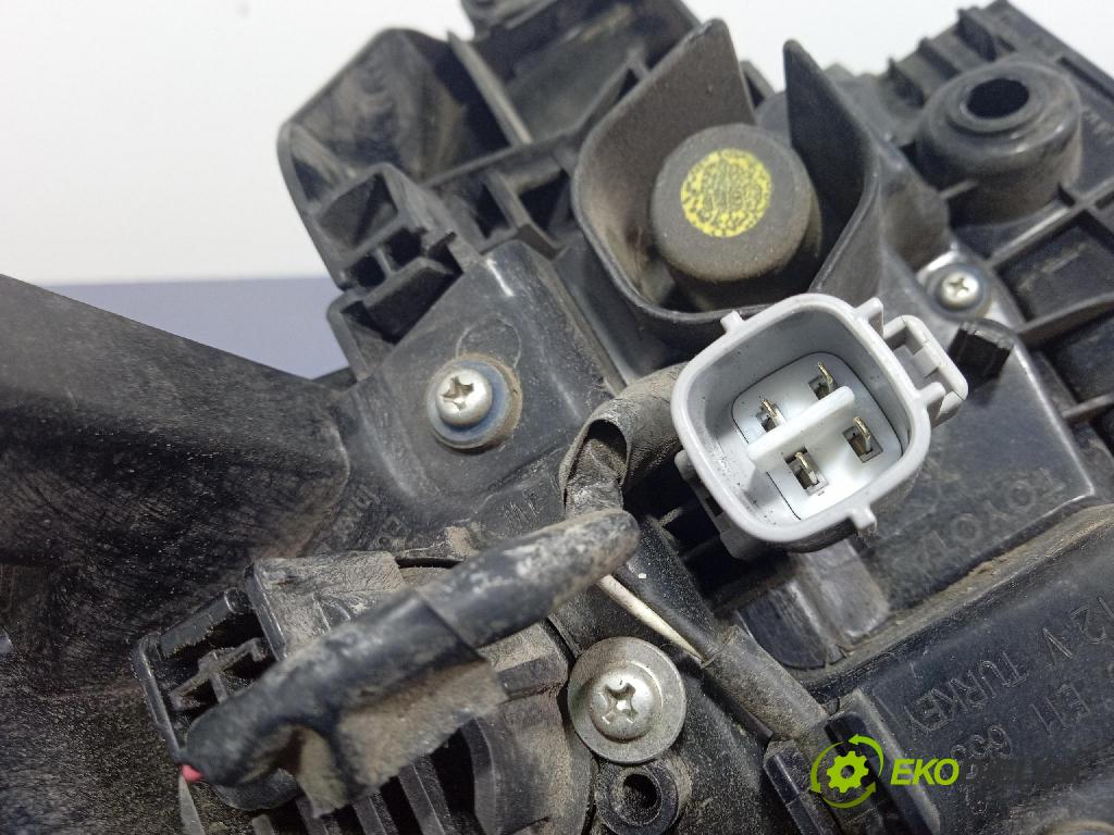 Toyota C-hr 2017 svetlo / reflektor zad ľavá Vonkajsia: 81560F4010