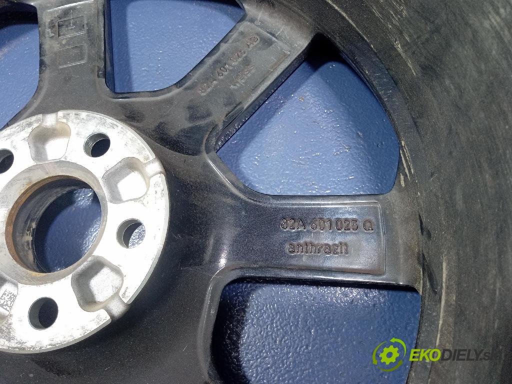 Audi A1 0 Ráfiky: Hlinikové: