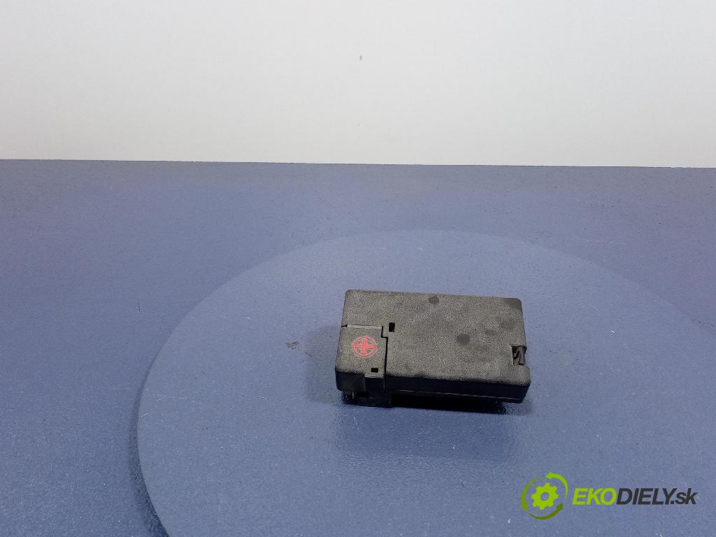 Toyota C-hr 2017 inštalácia Elektrický: 7173-3232-30