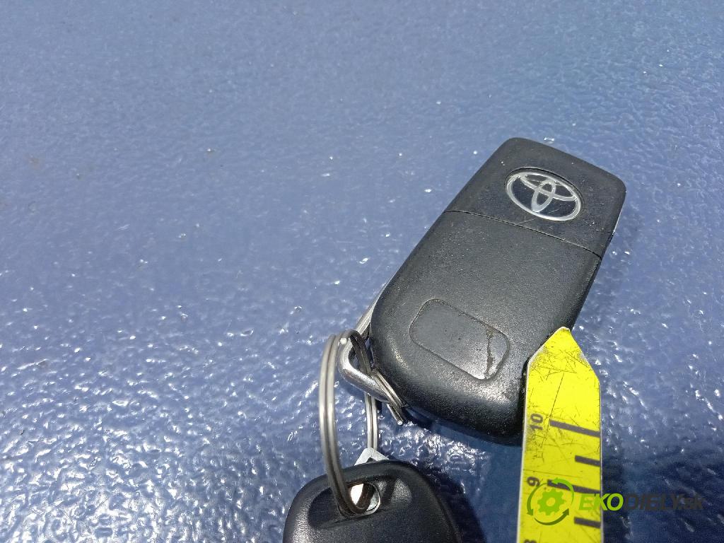Toyota C-hr 2017 Spínač zapaľovania: