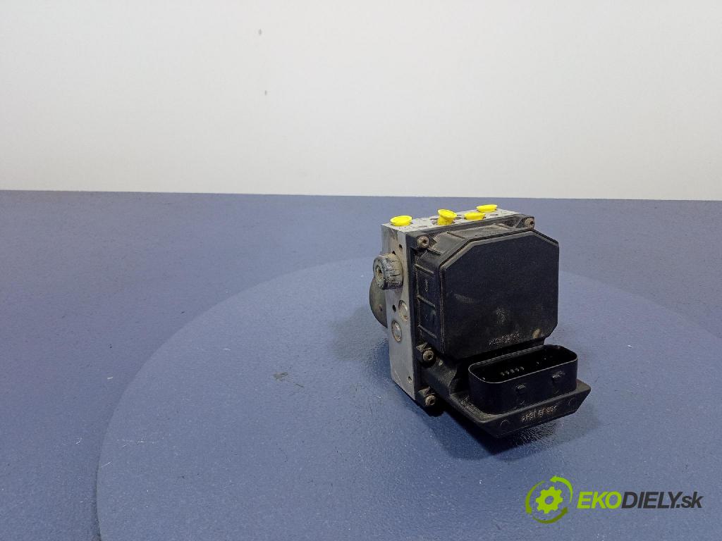 Audi A4 2001 čerpadlo ABS x 8E0614517