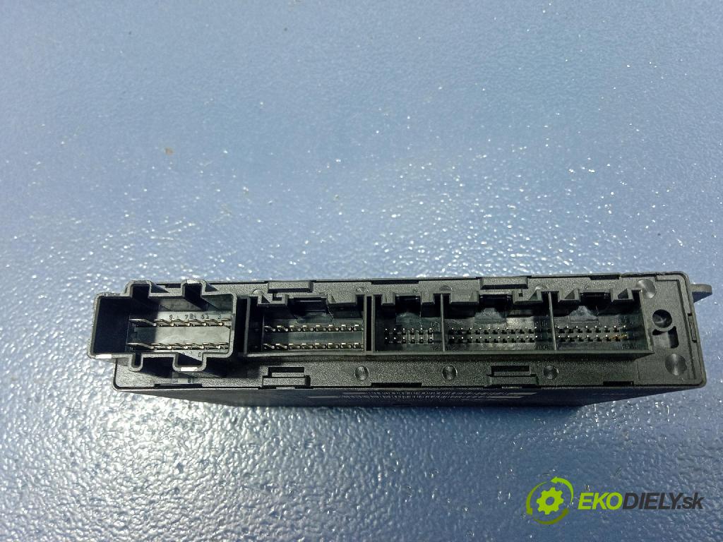 Audi A4 2001 riadiaca jednotka Komfortu 8E0959433AD