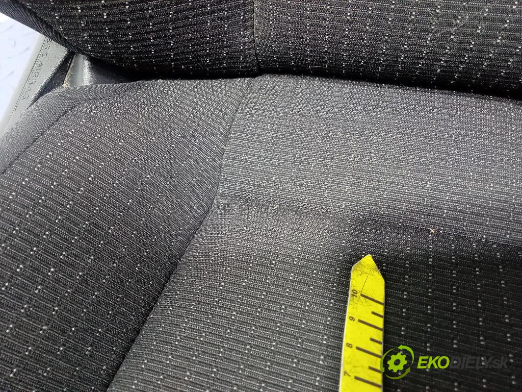 Toyota C-hr 2017 Sedačka spolujazdca