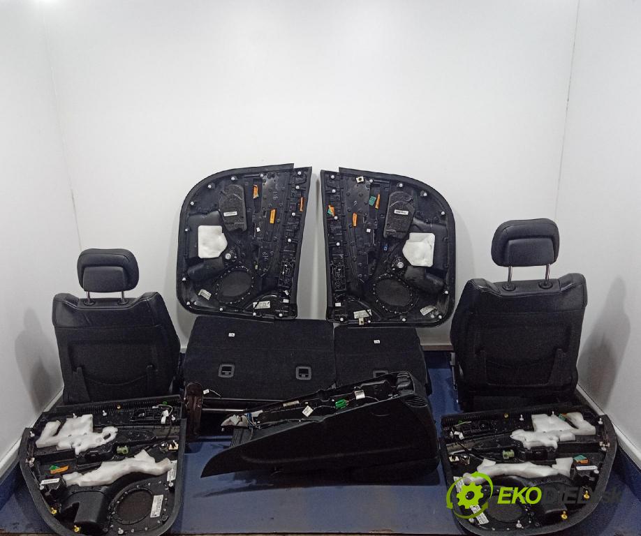 Jeep Grand Cherokee 2014 sedačke: Set.: